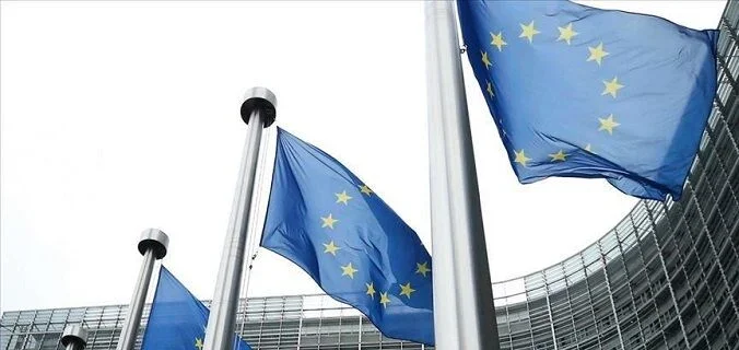 La UE retrasa regulación climática ante la presión de la crisis energética en el sector petrolero