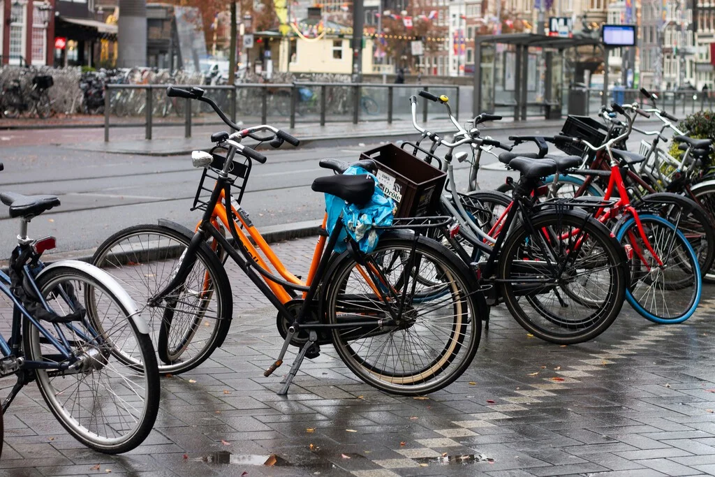 Las bicicletas ganan terreno urbano: circulación contraria en calles a 30 km/h desde octubre