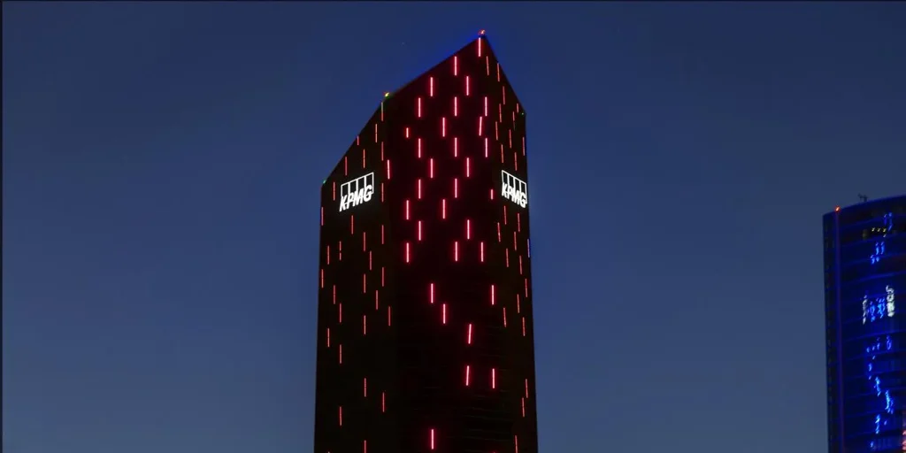 Las 'big four' en la mira: Francia investiga posibles prácticas anticompetitivas que afectan a empresas locales