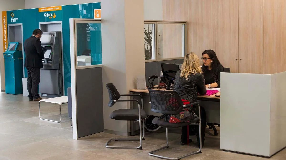 Las cajas rurales de Castellón superan en beneficios a la banca nacional, un hito sorprendente