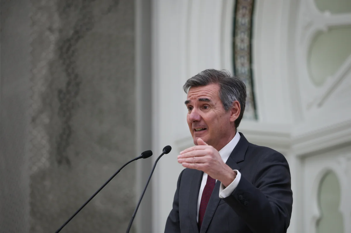 Las empresas españolas en la cuerda floja: la geopolítica afecta sus acciones