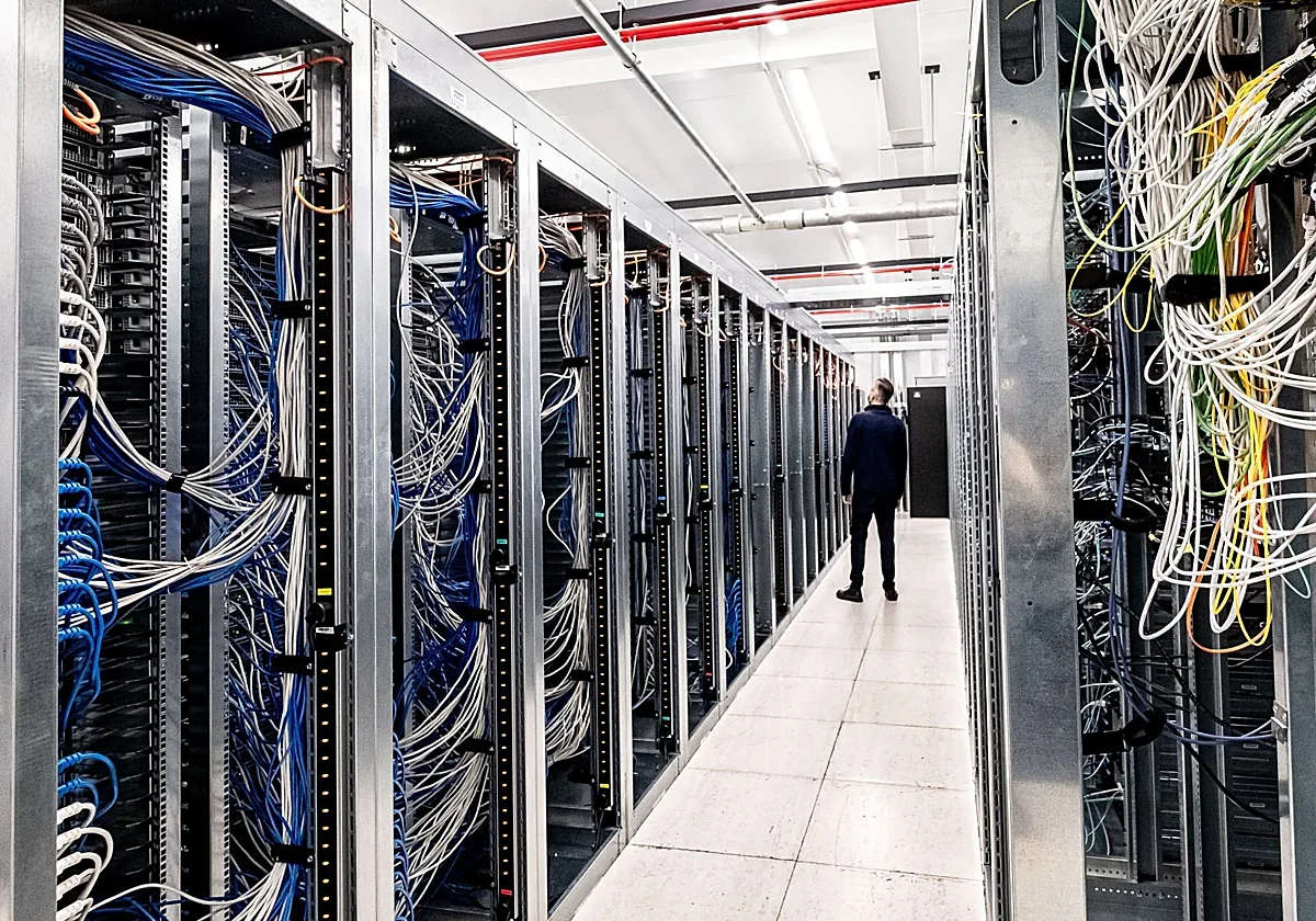 Las empresas tecnológicas se preparan para adaptarse al nuevo decreto sobre centros de datos.