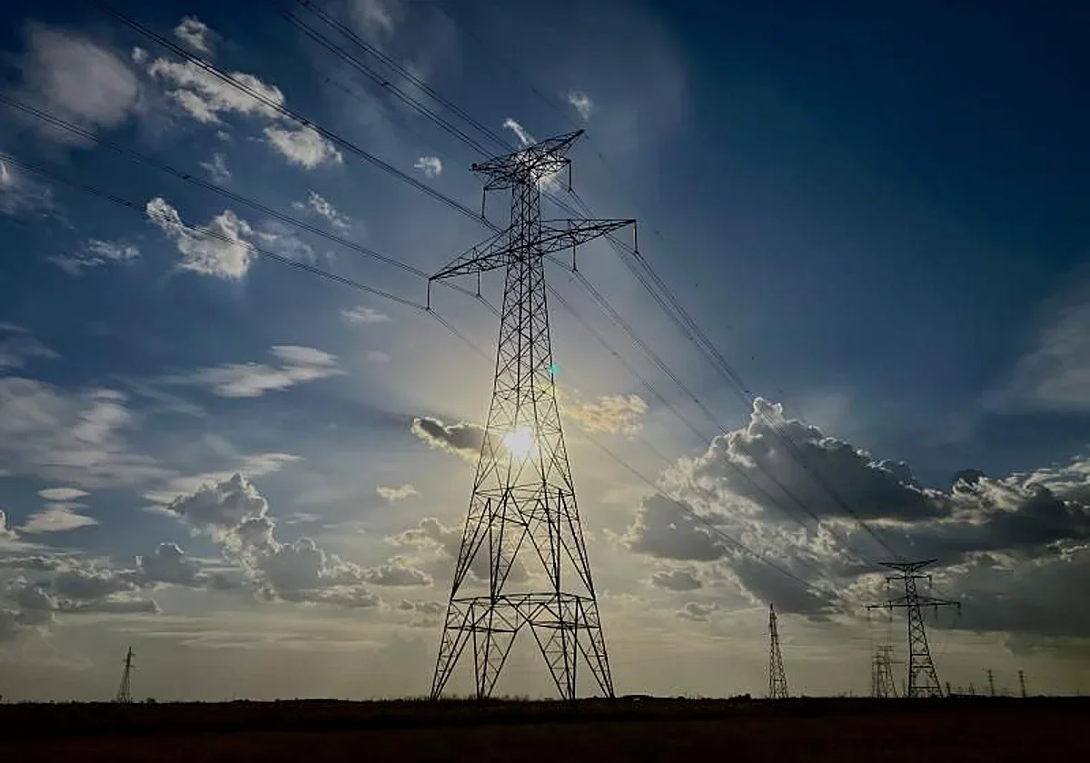Las familias ahorrarán 7.589 millones en 2025 gracias a la energía renovable