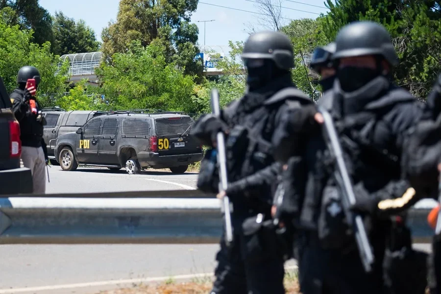 Las finanzas del crimen organizado bajo la lupa: Chile coordina esfuerzos internacionales