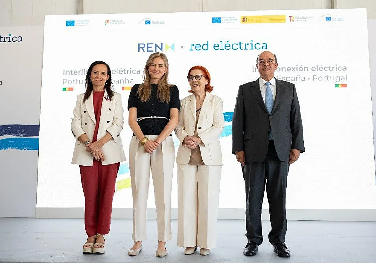 Las interconexiones eléctricas en la península ibérica reciben un impulso decisivo en julio