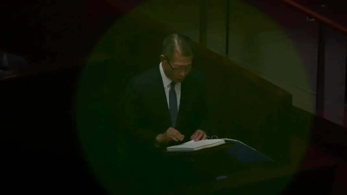 Las nuevas medidas fiscales en el presupuesto de Hong Kong impactan a millones de ciudadanos