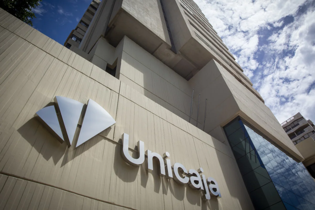 Las pymes de Unicaja siguen sin despegar, a pesar del auge en la banca empresarial