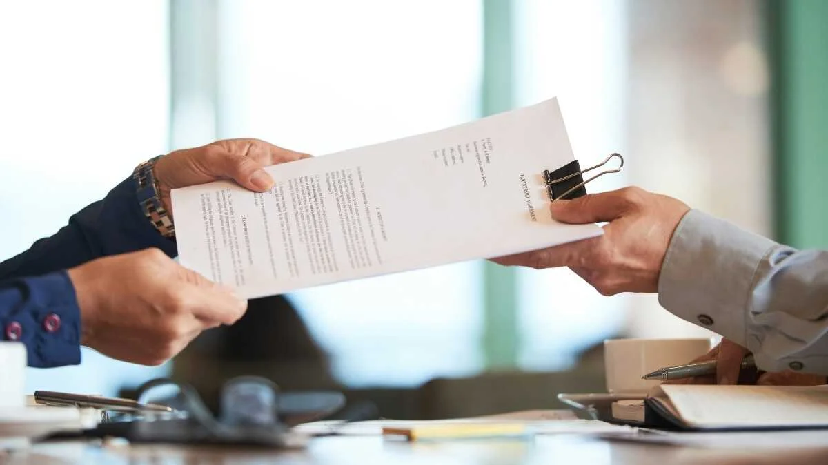 Las pymes en la mira: Trabajo examina contratos de más de ocho meses de actividad