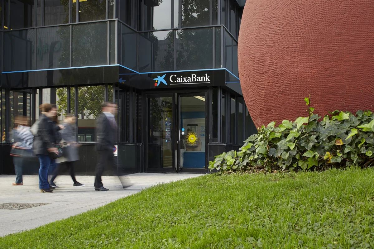 Las pymes podrán acceder a avales 100% online gracias a CaixaBank, facilitando su financiación