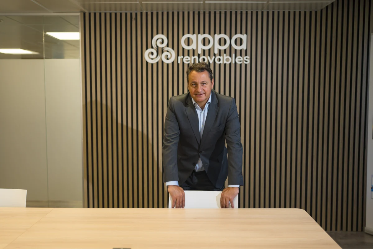 Las tarifas de energía podrían aumentar si el próximo Gobierno no actúa con responsabilidad, advierte Santiago Gómez.