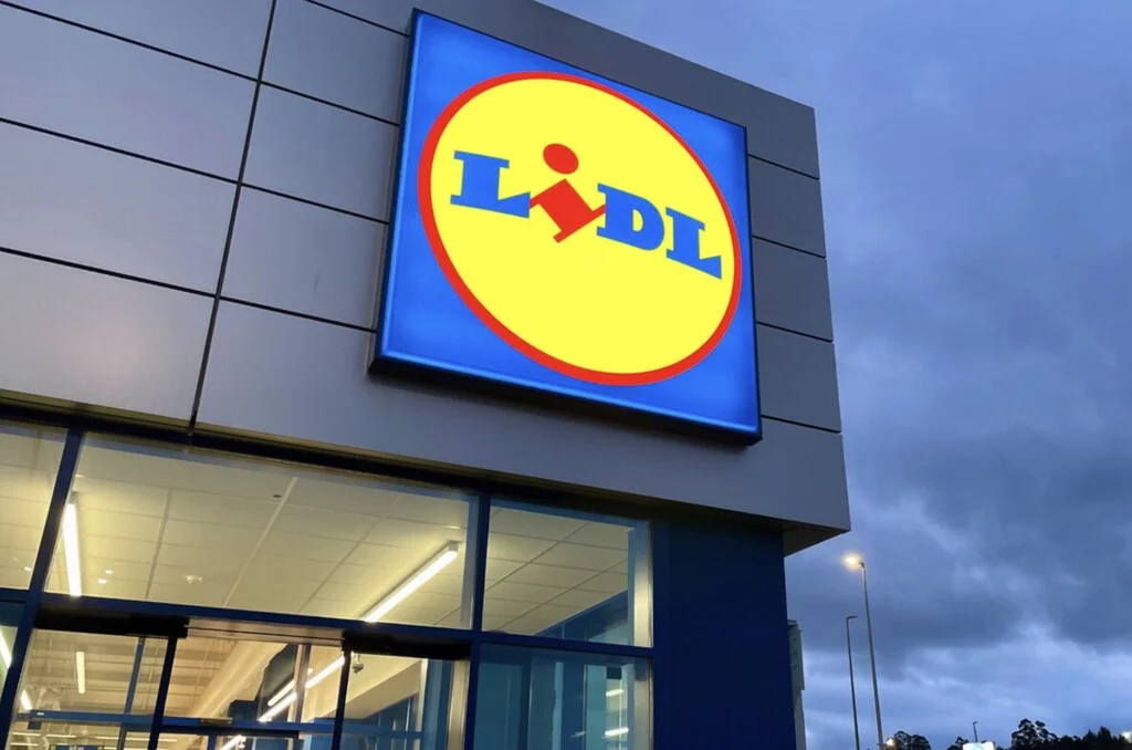 Lidl revoluciona la iluminación doméstica: lámpara con sensor a solo 8 euros hoy