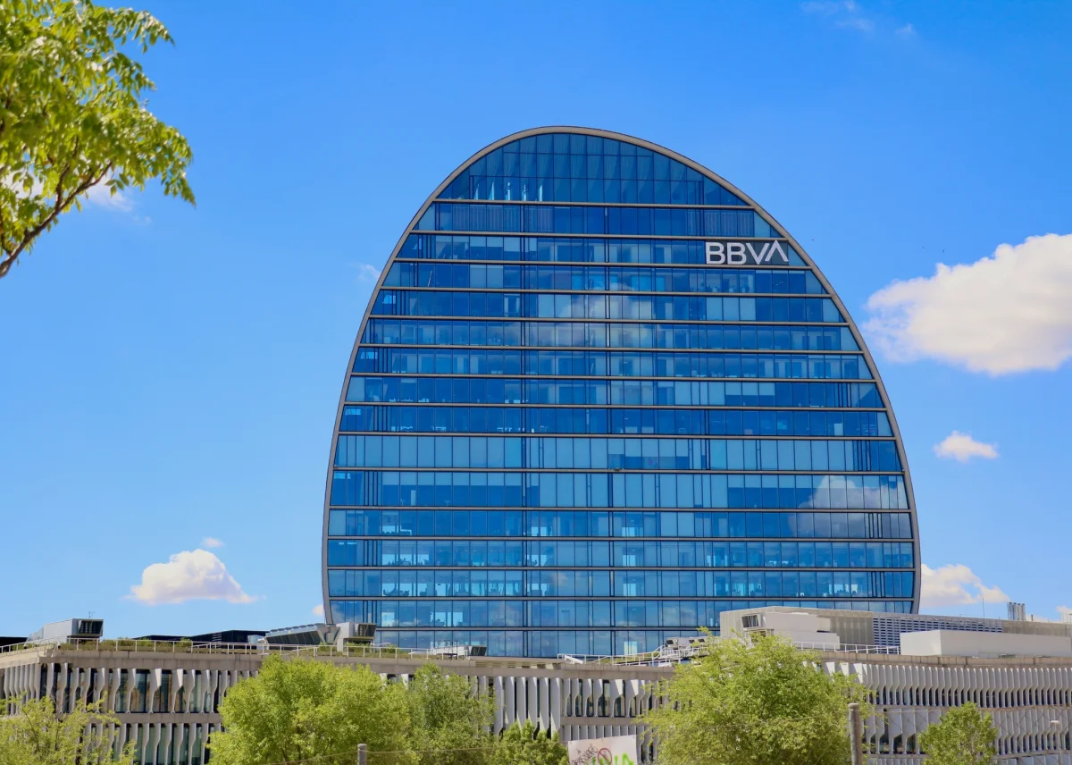 Los accionistas de BBVA recibirán 0,60 euros en dividendos el 10 de abril de 2024