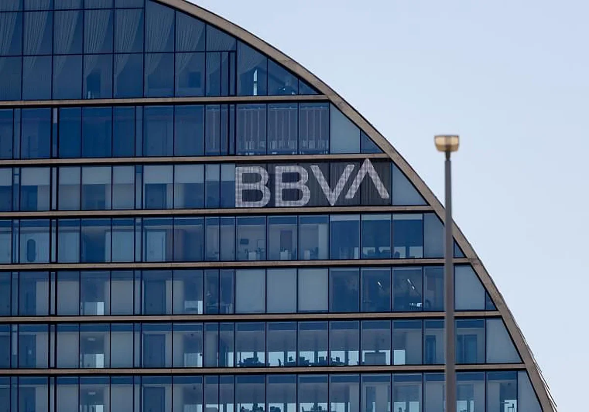 Los accionistas del BBVA recibirán un dividendo histórico de 1.500 millones este mes