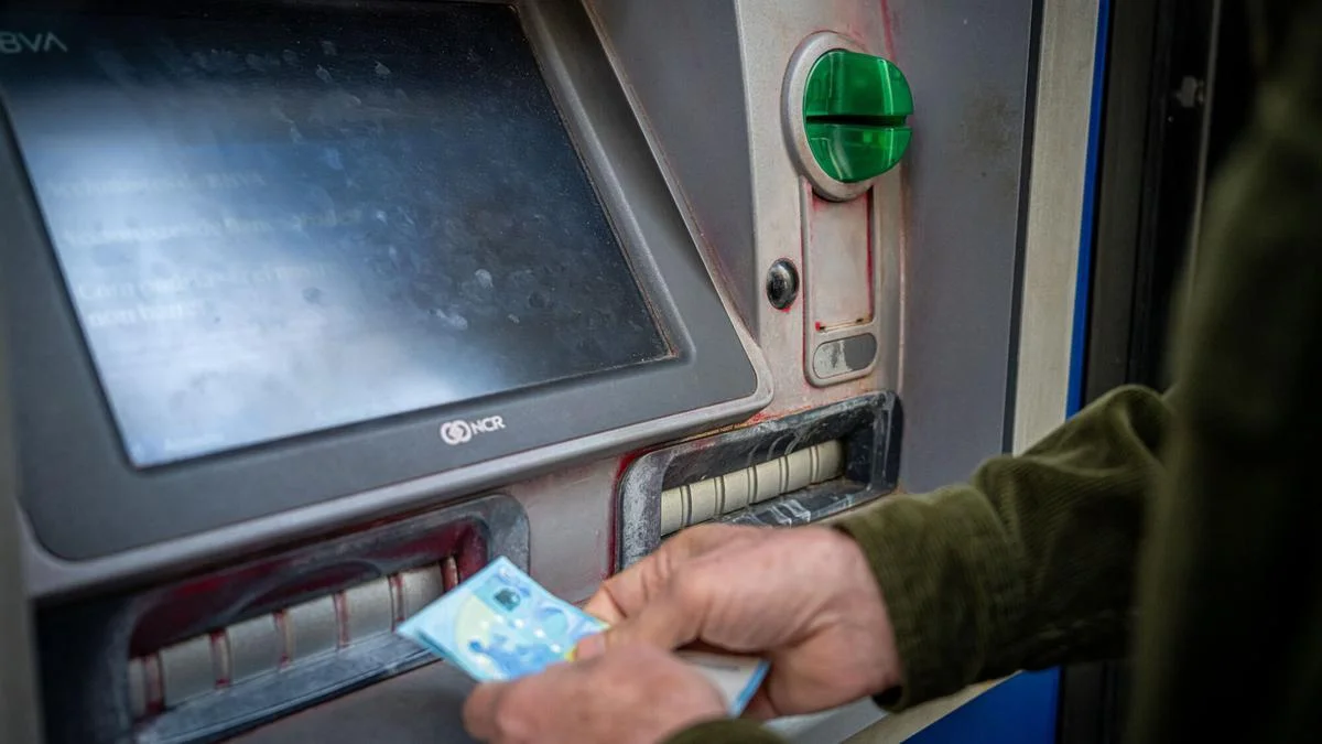 Los ahorradores se benefician de cuentas al 3%: los bancos compiten por captar fondos