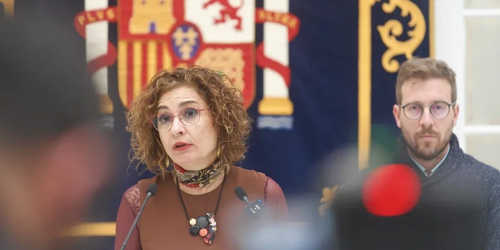 Los altos cargos de empresas públicas siguen con anomalías en nóminas pese a la inacción de Hacienda