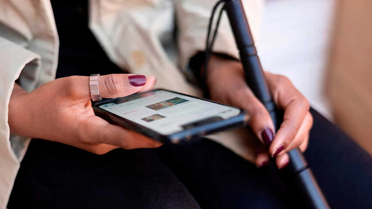 Los autónomos respiran: Consumo no multará por accesibilidad web, pero marketplaces lo imponen
