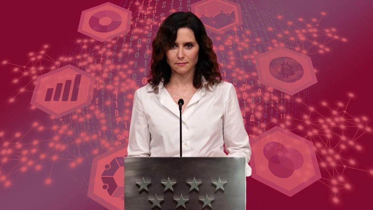 Los clústeres de Ayuso generan polémica: 330 euros por página en memorias y autocontratación