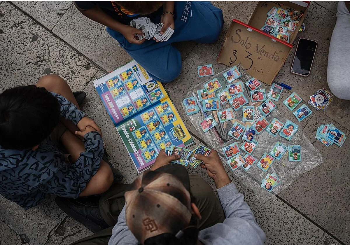 Los coleccionistas deben pagar un 50% más por los cromos del Mundial este año
