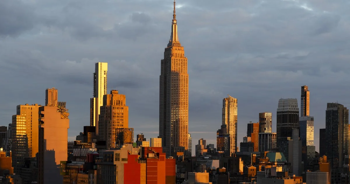 Los compradores de lujo en Nueva York enfrentan nuevos impuestos en el mercado inmobiliario