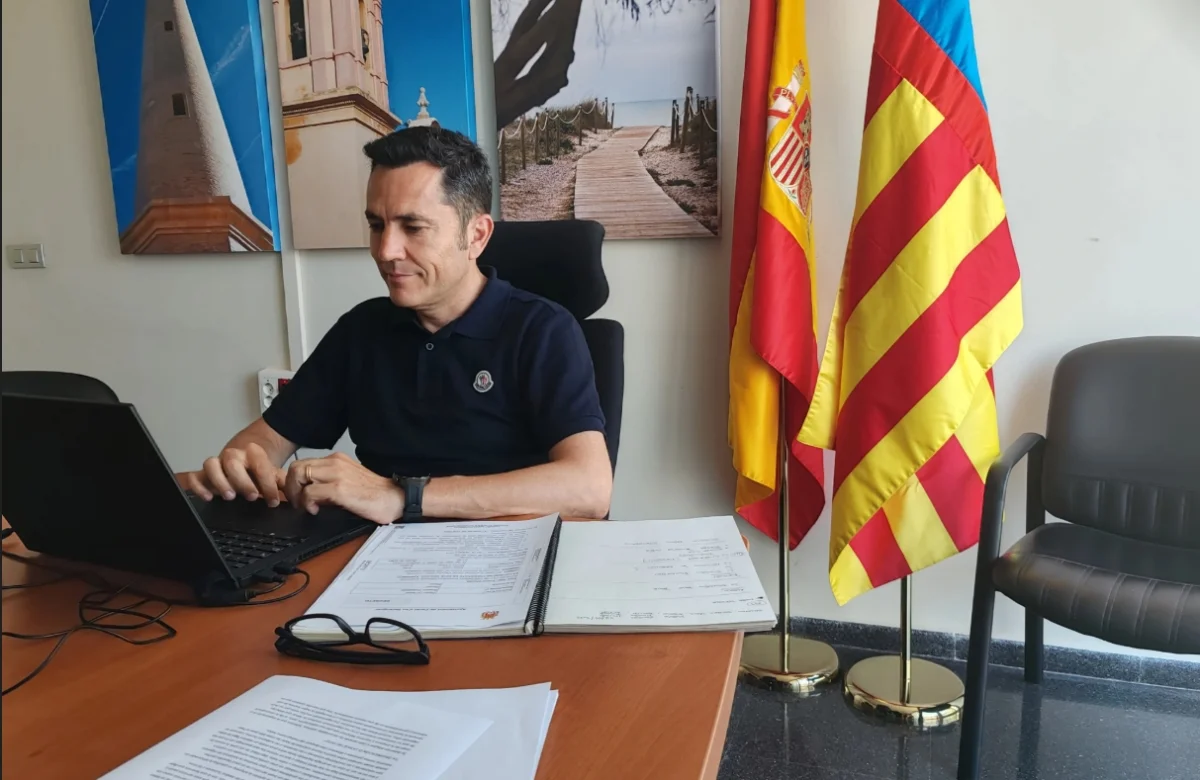 Los contribuyentes de Canet d'en Berenguer se preparan para cumplir con sus impuestos en 2026