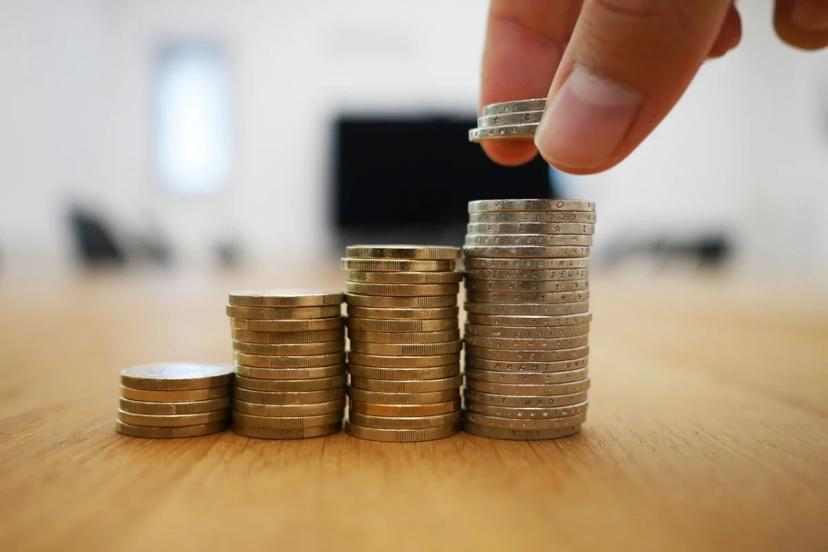 Los depósitos a plazo superan a las cuentas remuneradas: una opción atractiva para ahorrar hoy