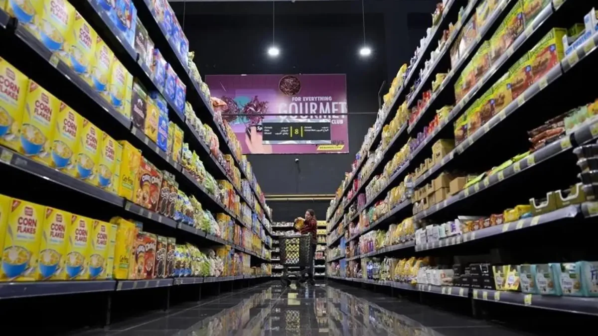 Los españoles destinan 400 euros menos al año en comida debido a la crisis económica