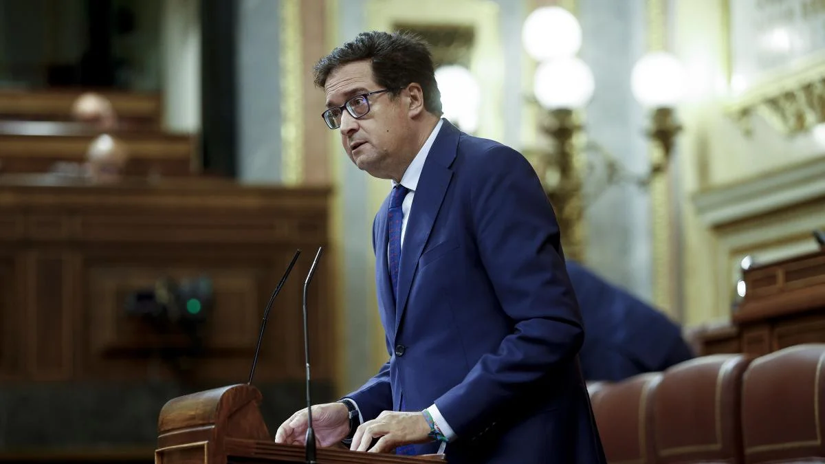Los funcionarios esperan un aumento salarial del 4,5% mientras el Gobierno define plazos