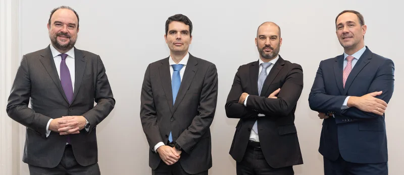 Los inversores buscan refugio en renta fija mientras la inflación persiste