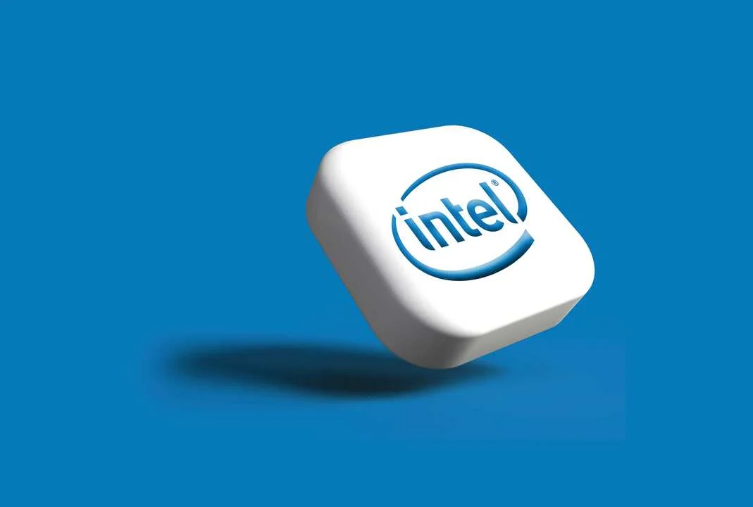 Los nuevos despidos de Intel generan un alza del 5% en su valor en Wall Street