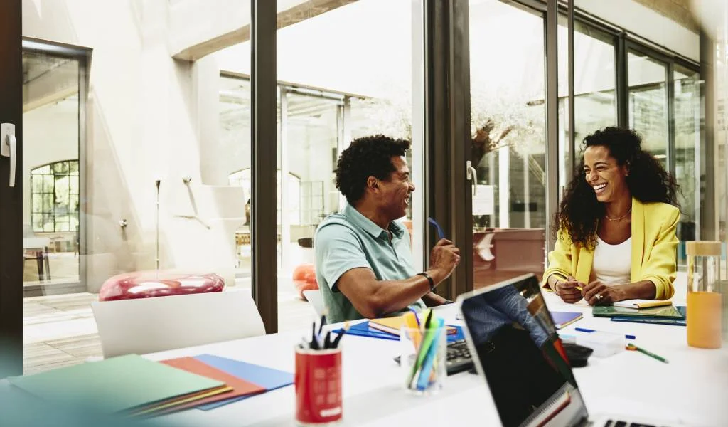 Los profesionales de finanzas deben adaptar sus CV para superar filtros de IA y ATS
