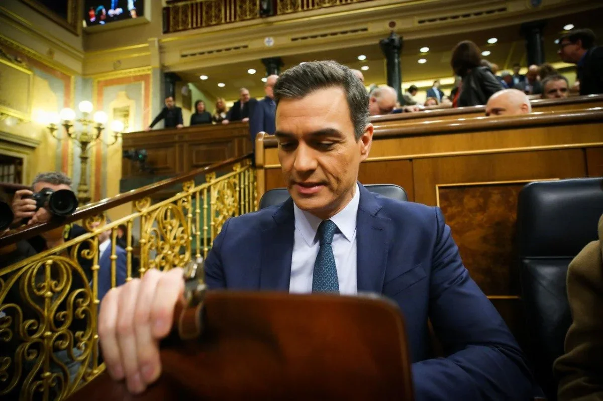 Los propietarios de vivienda en España enfrentan incertidumbre tras el rechazo de decretos clave.