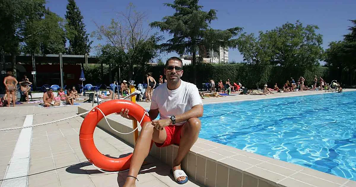 Los socorristas en España verán su sueldo base aumentar este verano en 2026