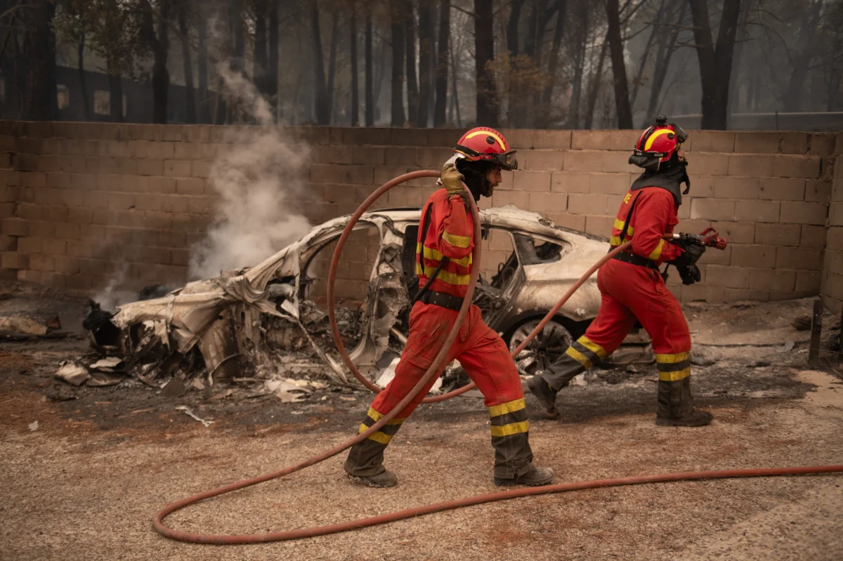 Los trabajadores afectados por incendios recibirán un 70% de su salario como apoyo económico