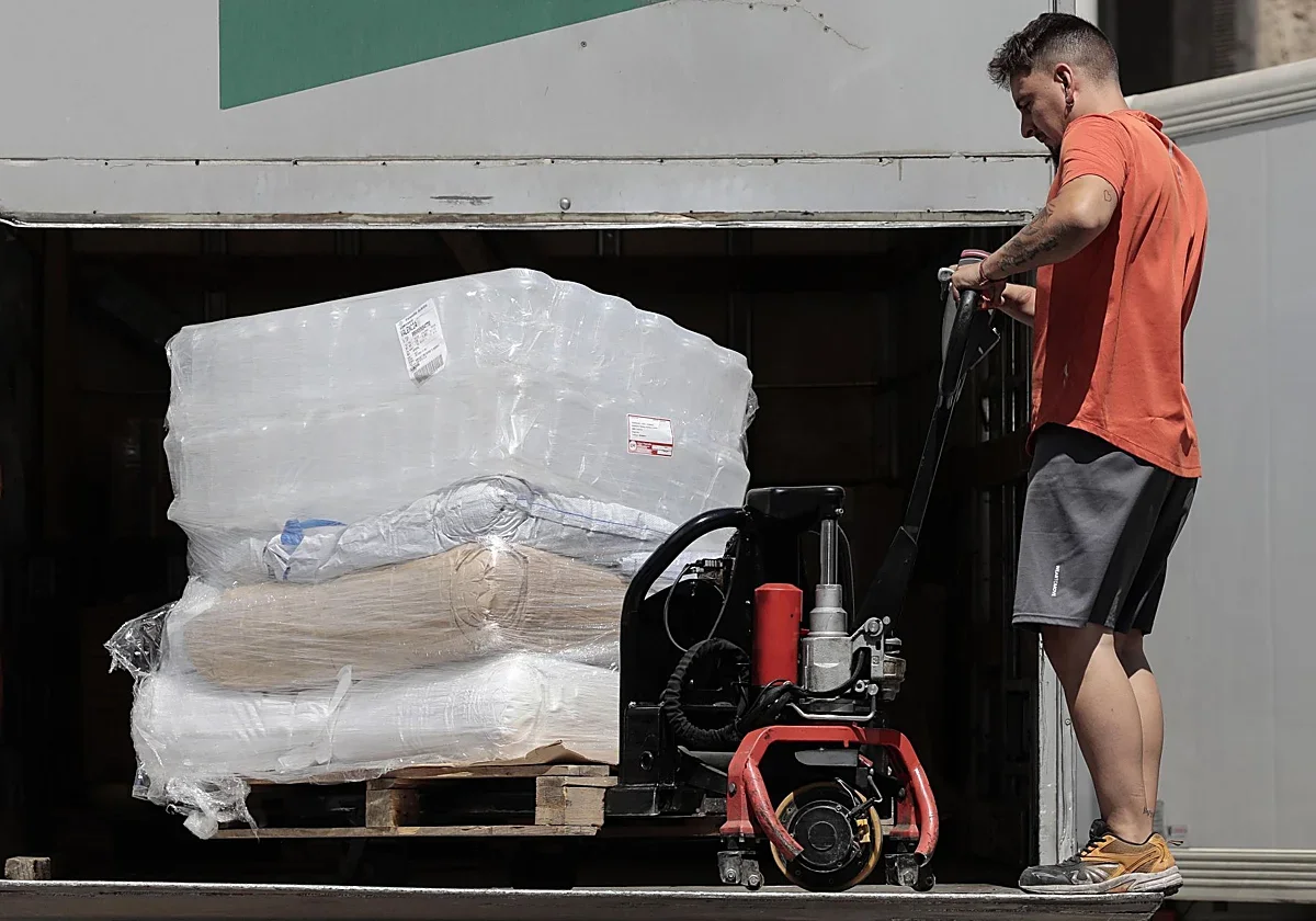 Los transportistas amenazan con protestas si no se aumentan las ayudas al combustible