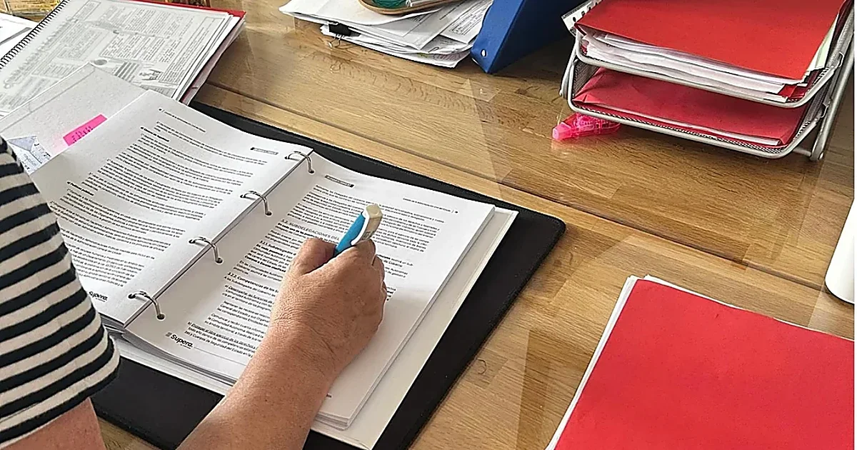 Miles de aspirantes se preparan para las oposiciones a Letrado de las Cortes Generales
