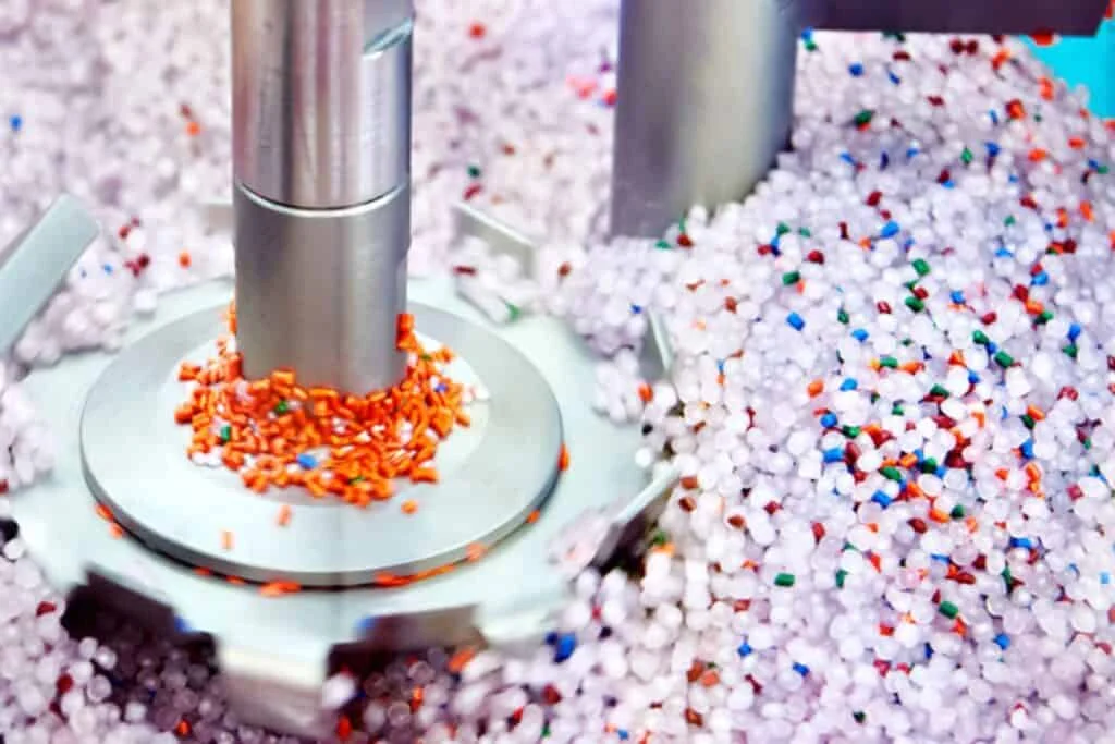 Nuevas tecnologías de reciclaje químico podrían transformar la industria del plástico en España