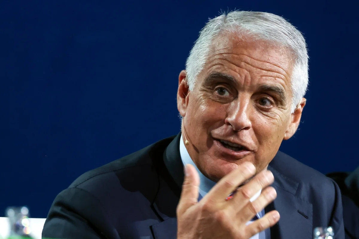 Orcel catapulta a UniCredit, que alcanza un crecimiento bursátil sin precedentes del 878%