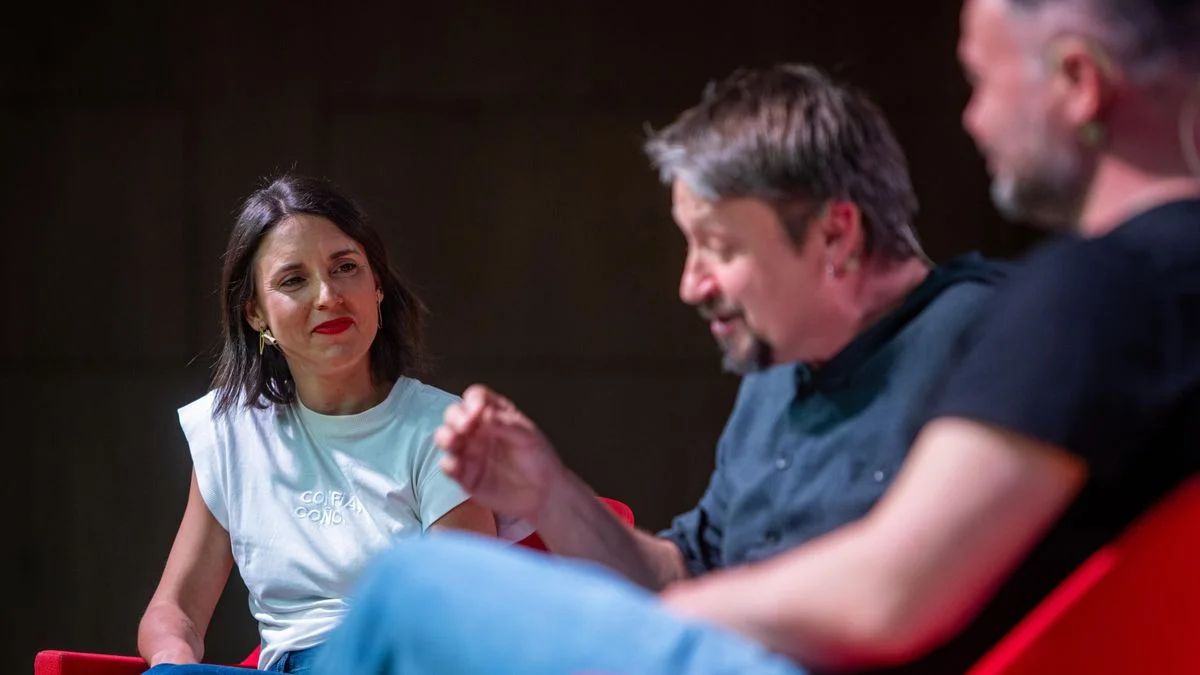 Podemos podría renunciar a competir en Cataluña por un acuerdo con ERC en su candidatura