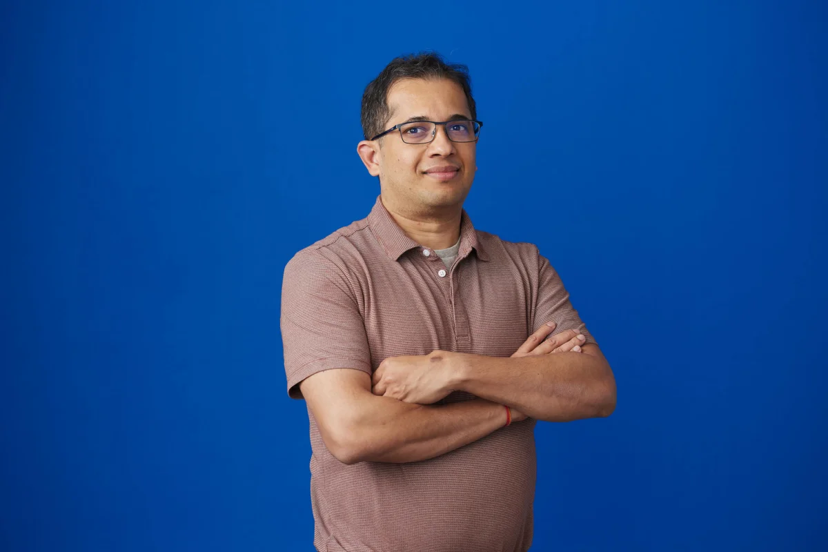 Prabhu se deshace de acciones de Santander, generando inquietud en inversores