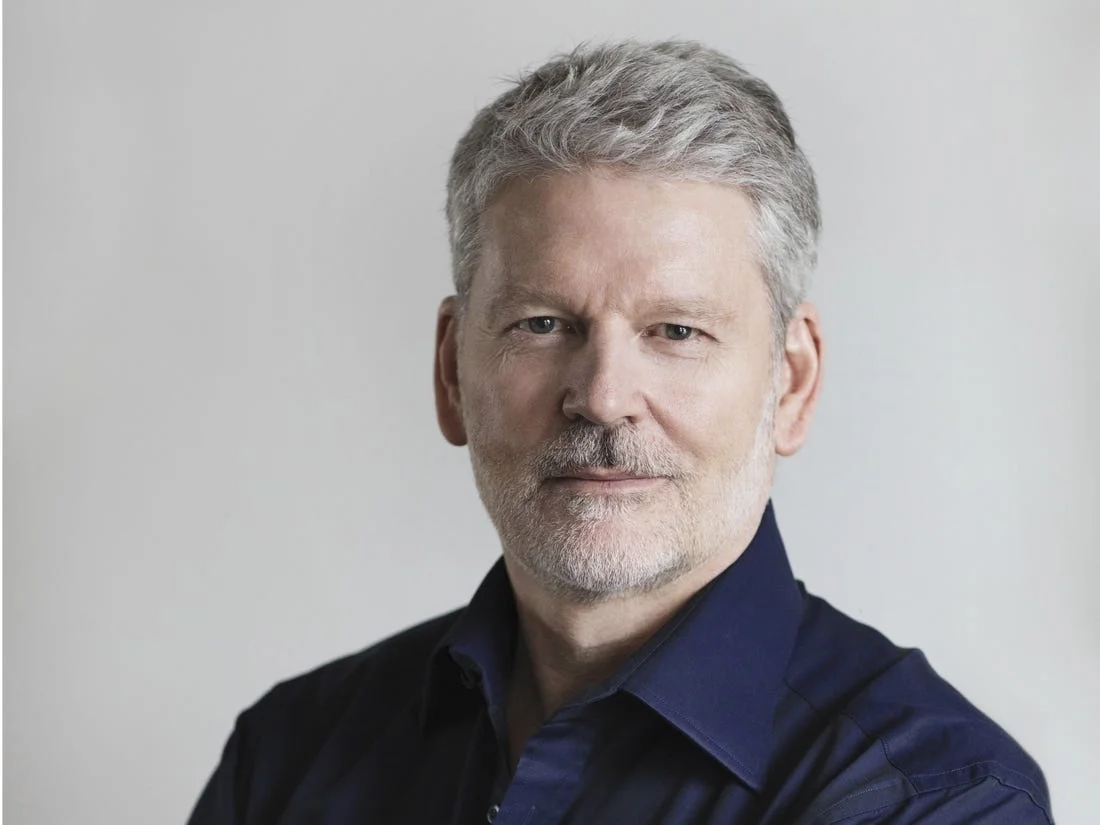 Remitly se fortalece en el mercado con la llegada de Gunningham desde Santander