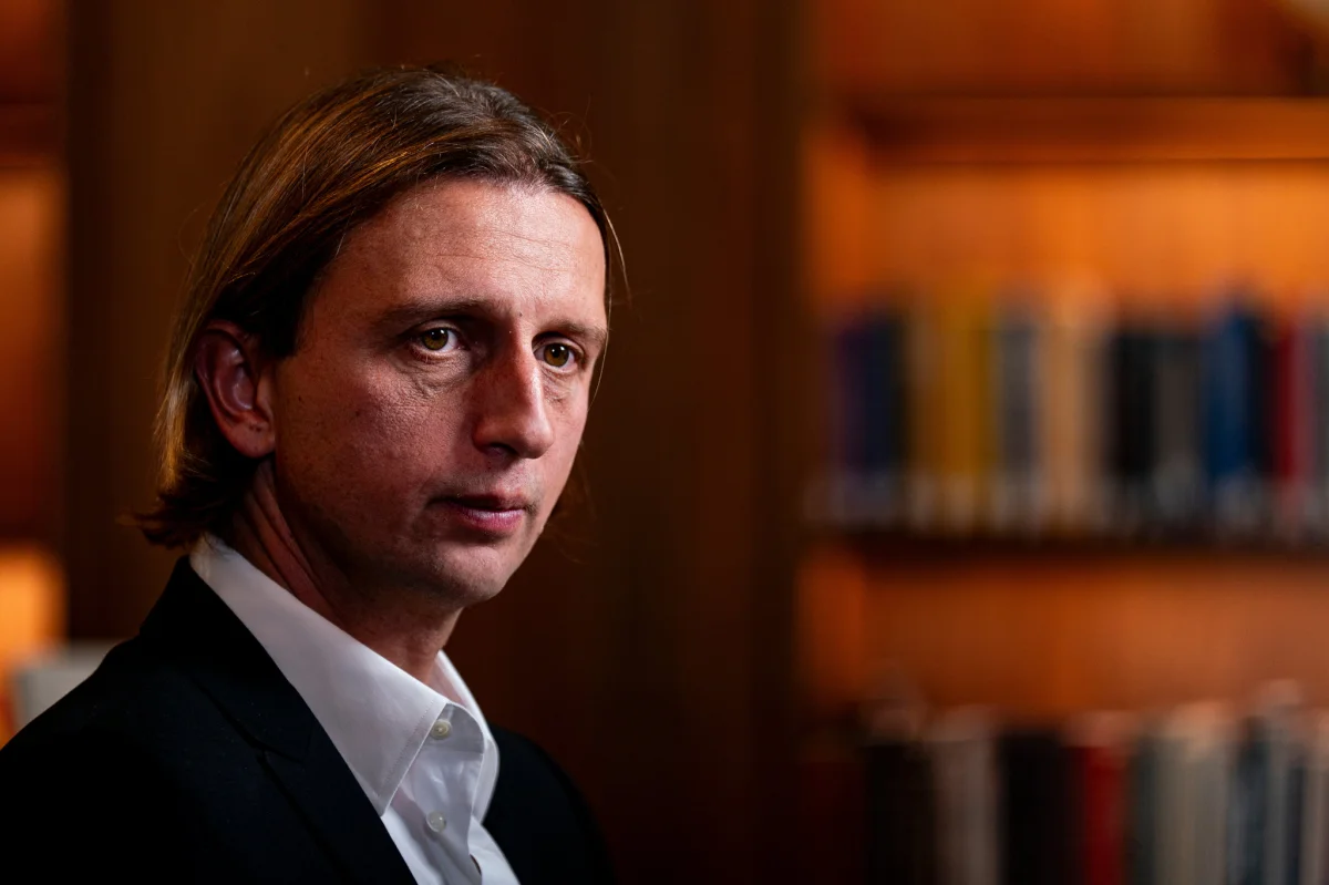 Revolut refuerza su estrategia de crecimiento sin planes de salida a Bolsa hasta 2028