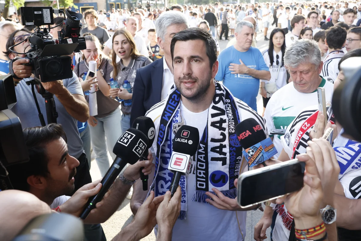 Riquelme inicia su campaña electoral en Madrid con el apoyo de la junta electoral