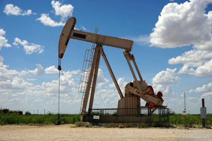 Rusia enfrenta un duro golpe: ingresos petroleros caen un 22% en comparación con 2022