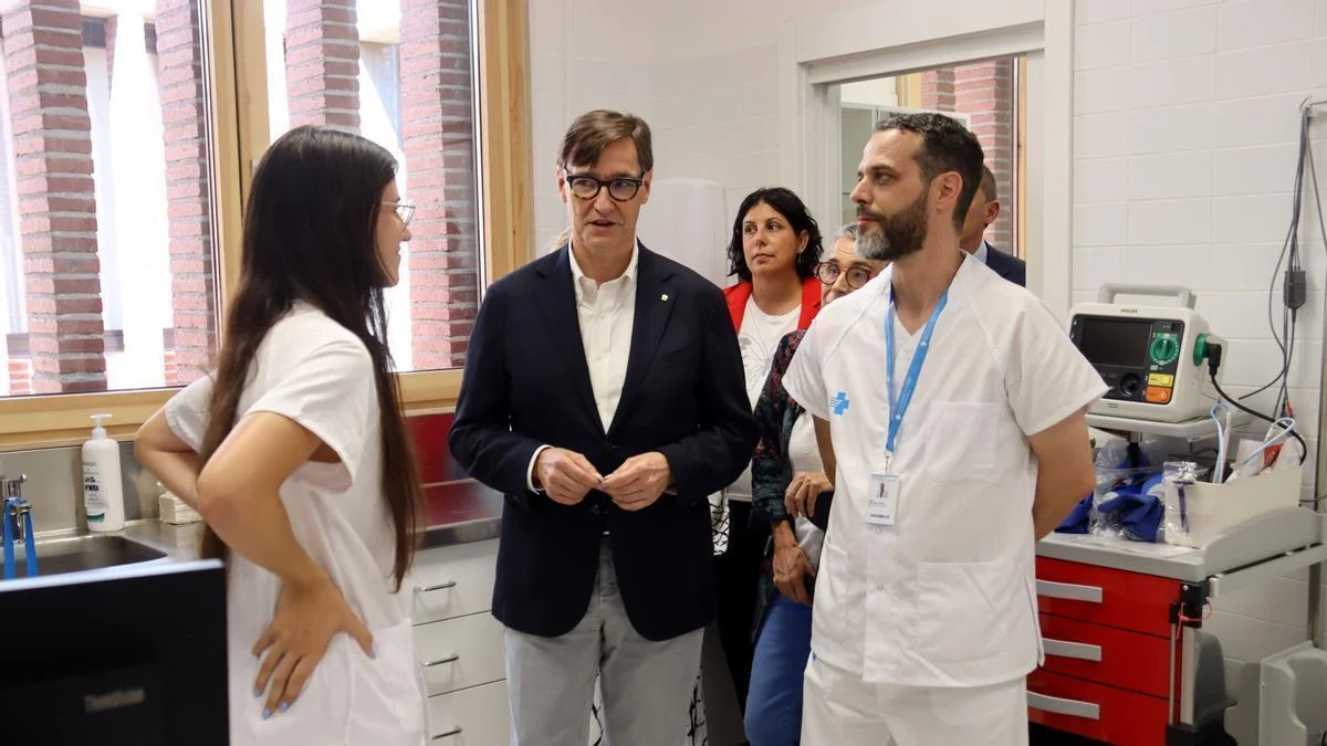 Salvador Illa denuncia el impacto del "populismo" fiscal en la economía española