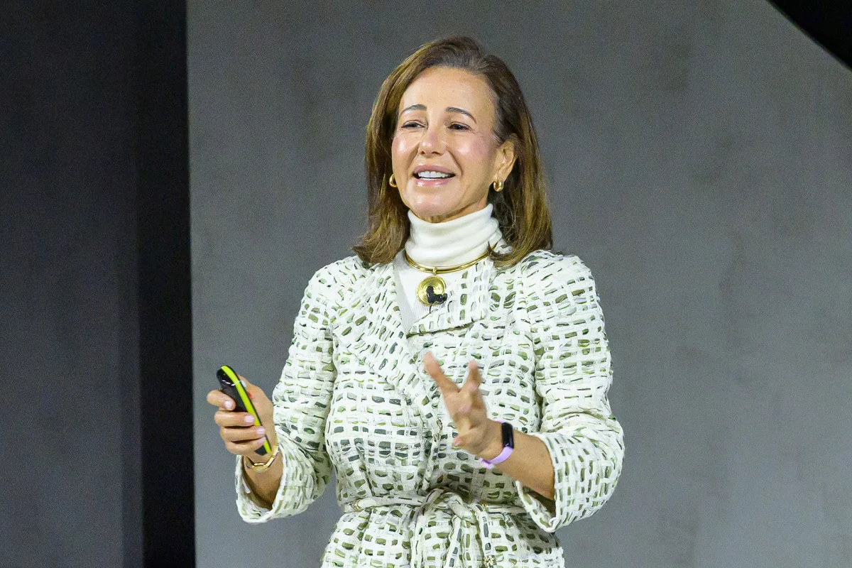 Santander destinará 50.000 millones a capital y aumentará los dividendos para accionistas