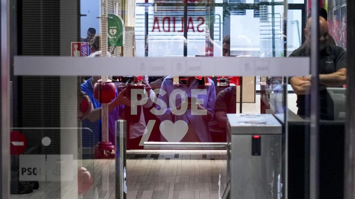 Santos Cerdán reemerge como figura clave que sacude los cimientos del PSOE en 2023
