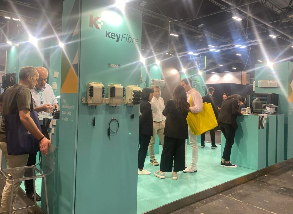 Serendipia Capital Partners impulsa el sector de fibra óptica con la compra de KeyFibre