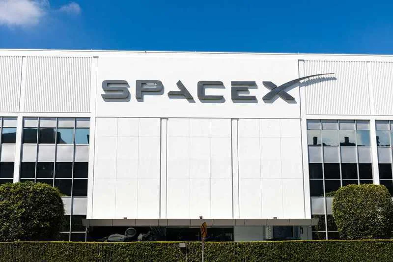 SpaceX podría perder 40.000 millones si no resuelve crisis de chips a tiempo