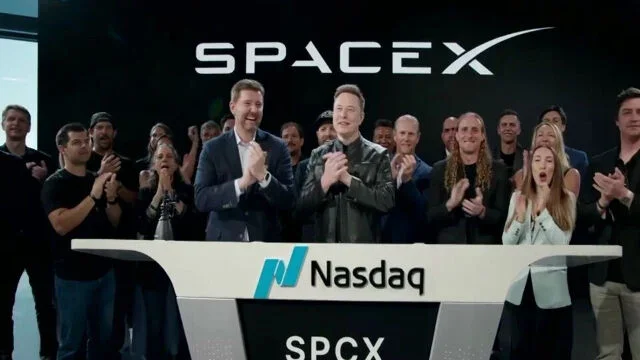 SpaceX se prepara para alcanzar ingresos de un billón de dólares en esta década.