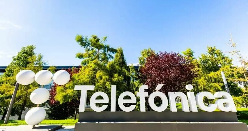 Telefónica refuerza su estrategia al vender activos de Tech en mercados clave